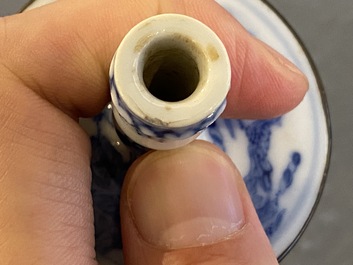 A pair of Chinese blue and white 'Bleu de Hue' candlesticks for the Vietnamese market, Kim Ngoc Cam Kee 金玉錦記 mark, 19th C.