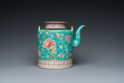 A large Chinese famille rose teapot for the Straits or Peranakan market, 19th C.