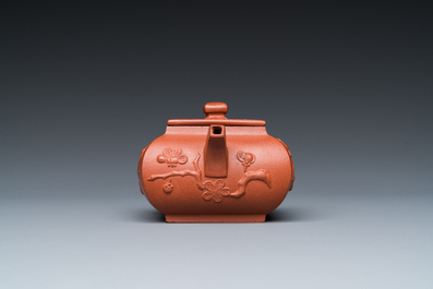 A Chinese Yixing stoneware teapot and cover, Kangxi
