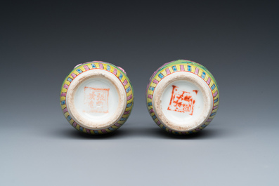 Paire de vases en porcelaine de Chine famille rose pour le march&eacute; Straits ou Peranakan, 19&egrave;me
