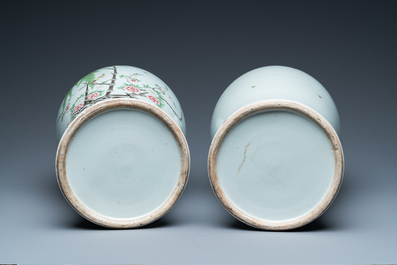 Paire de vases en porcelaine de Chine qianjiang cai, R&eacute;publique