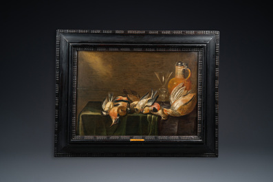 Suiveur de Alexander Adriaenssen (1587-1661): Nature morte aux oiseaux, huile sur panneau, 17&egrave;me