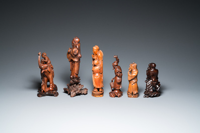Six various Chinese carved wooden statues, 19/20th C.