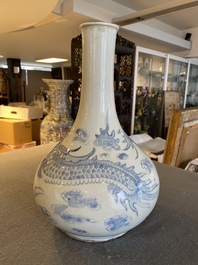 A Korean blue and white 'dragon' bottle vase, Joseon, 18/19th C.