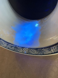 A large Chinese blue and white rouleau vase with floral design, Kangxi