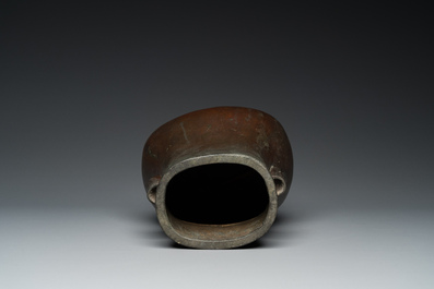 Vase de forme 'hu' en bronze, Chine, Song/Yuan