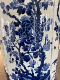 A large Chinese blue and white rouleau vase with floral design, Kangxi