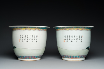 A Chinese famille rose rouleau vase and a pair of jardini&egrave;res, 20th C.