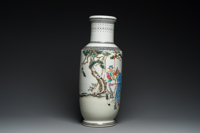 A Chinese famille rose rouleau vase and a pair of jardini&egrave;res, 20th C.