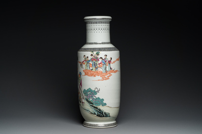 A Chinese famille rose rouleau vase and a pair of jardini&egrave;res, 20th C.