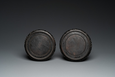 A Chinese famille rose rouleau vase and a pair of jardini&egrave;res, 20th C.