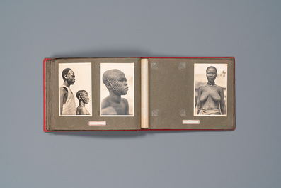 Casimir Zagourski (1883-1944): Album met 90 zwart-witfoto's uit de serie 'L'Afrique qui dispara&icirc;t', 1e helft 20e eeuw