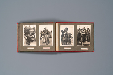 Casimir Zagourski (1883-1944): Album met 90 zwart-witfoto's uit de serie 'L'Afrique qui dispara&icirc;t', 1e helft 20e eeuw