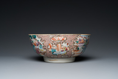 A Chinese famille rose 'mandarin' bowl and a dish, Qianlong