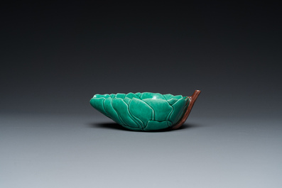 Three Chinese leaf-shaped brush washers in blue and white, blanc de Chine and sancai enamels, 18/19th C.