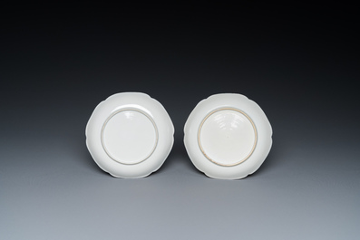 A Chinese grisaille and gilt 'roosters' cup and two saucers, Yongzheng