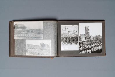 Een album met foto's van een bezoek aan China tijdens de Culturele Revolutie, ca. 1965