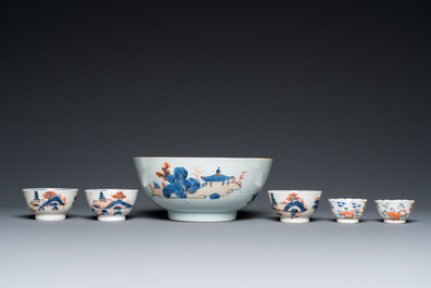 Belle collection de porcelaines de Chine, la majorit&eacute; en bleu et blanc, Kangxi et post&eacute;rieur