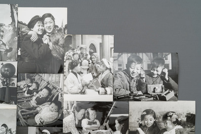 21 photos en noir et blanc de l'agence de presse Hsinhua de la R&eacute;volution Culturelle, Chine