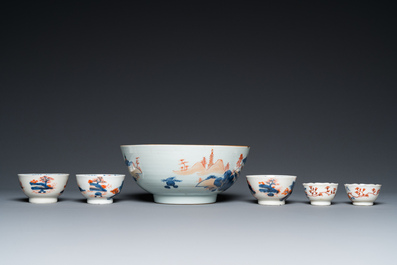 Belle collection de porcelaines de Chine, la majorit&eacute; en bleu et blanc, Kangxi et post&eacute;rieur