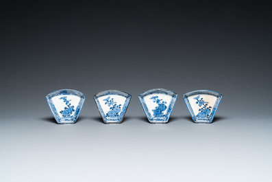 A Japanese blue and white Arita nine-piece sweetmeat set in its original lacquer box, Edo, 17/18th C.