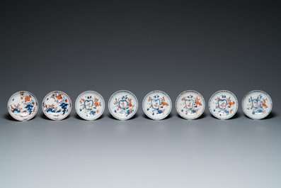 Een uitgebreide collectie overwegend blauw-wit en famille rose Chinees porselein, Kangxi en later