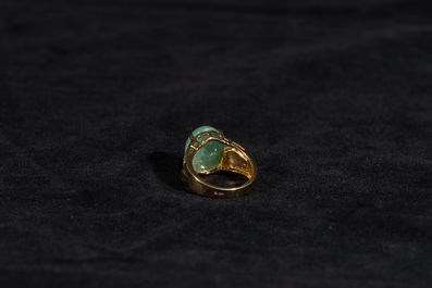Collection de bijoux en or mont&eacute; de jade, Chine, 20&egrave;me