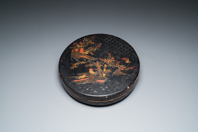 A Japanese blue and white Arita nine-piece sweetmeat set in its original lacquer box, Edo, 17/18th C.