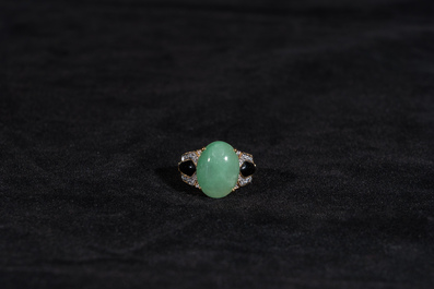 Collection de bijoux en or mont&eacute; de jade, Chine, 20&egrave;me