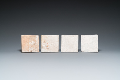 19 blauw-witte en polychrome Delftse tegels, 16/17e eeuw