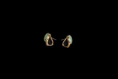 Collection de bijoux en or mont&eacute; de jade, Chine, 20&egrave;me