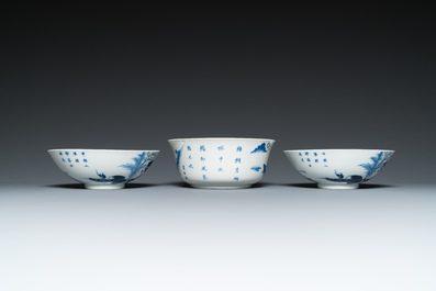 Three Chinese blue and white 'Bleu de Hue' bowls and two dishes for the Vietnamese market, 19th C.