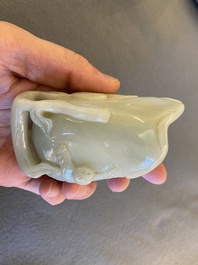 Pot &agrave; pinceaux en jade c&eacute;ladon p&acirc;le, Chine, 19/20&egrave;me