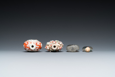 Four Chinese famille rose and inside-painted glass snuff bottles, 19/20th C.