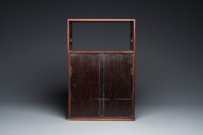 Petit cabinet en bois de huali, Chine, Qing