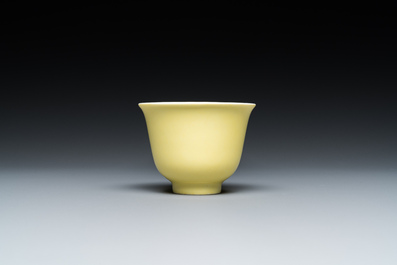 A Chinese monochrome yellow-glazed cup, Guangxu mark, 20th C.