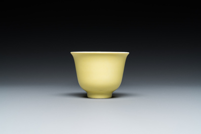 A Chinese monochrome yellow-glazed cup, Guangxu mark, 20th C.