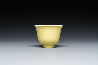 A Chinese monochrome yellow-glazed cup, Guangxu mark, 20th C.