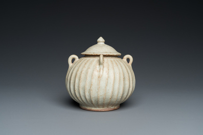 A large collection of Vietnamese blue and white covered boxes and other shipwreck porcelain, 12th C. and later