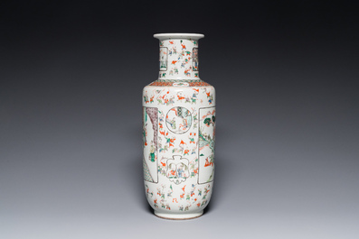 A Chinese famille verte 'playing boys' rouleau vase, 19th C.