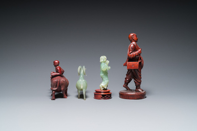 Neuf sculptures de la R&eacute;volution Culturelle en bois, jade et pierre &agrave; savon, Chine