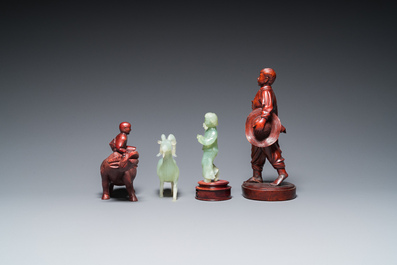 Neuf sculptures de la R&eacute;volution Culturelle en bois, jade et pierre &agrave; savon, Chine