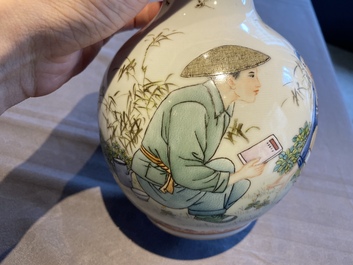 Vier Chinese vazen met Culturele Revolutie decor van boeren en kinderen, Zhong Guo Jing De Zhen Zhi 中國景德鎮製 merk, 20e eeuw