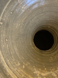 Vase de type yueyao &agrave; bouche &eacute;vas&eacute;e, Chine, probablement Tang