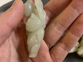 Five Chinese jade carvings, 19/20th C.
