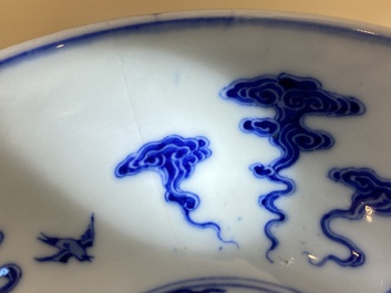 Drie Chinese famille rose kommen met gele sgraffito fondkleur, Daoguang merk en mogelijk periode