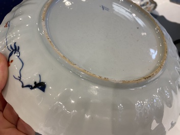 Plat armori&eacute; dit 'des provinces' en porcelaine de Chine famille verte aux armes de Luxembourg, Kangxi/Yongzheng