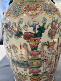 Three Chinese famille rose 'antiquities' vases, 19th C.