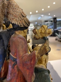 Groupe en bois laqu&eacute; et polychrom&eacute; figurant les huit immortels, Chine, 19/20&egrave;me