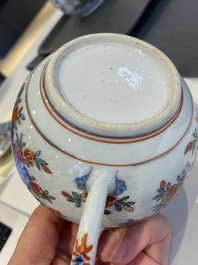 Six th&eacute;i&egrave;res en porcelaine de Chine en bleu et blanc, famille verte et de style Imari, Kangxi/Yongzheng